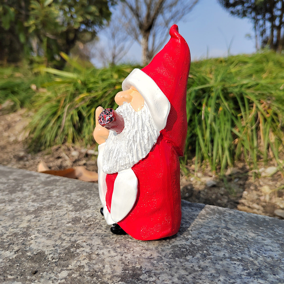 Raucher-Weihnachtsmann Dekofigur – Weihnachtsdekoration für Garten und Zuhause